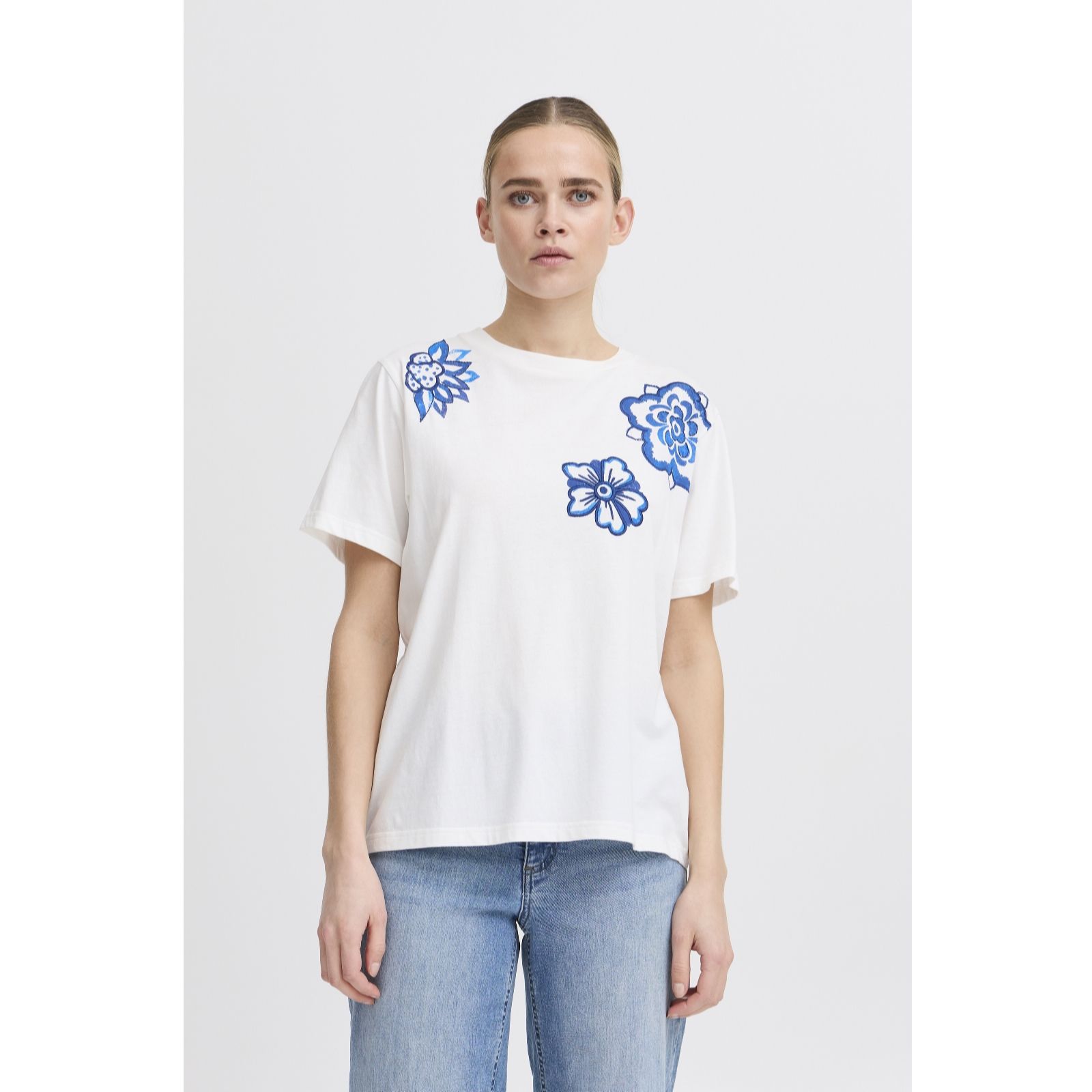 Ichi Women's Cloud Dancer Majou Short Sleeve Top