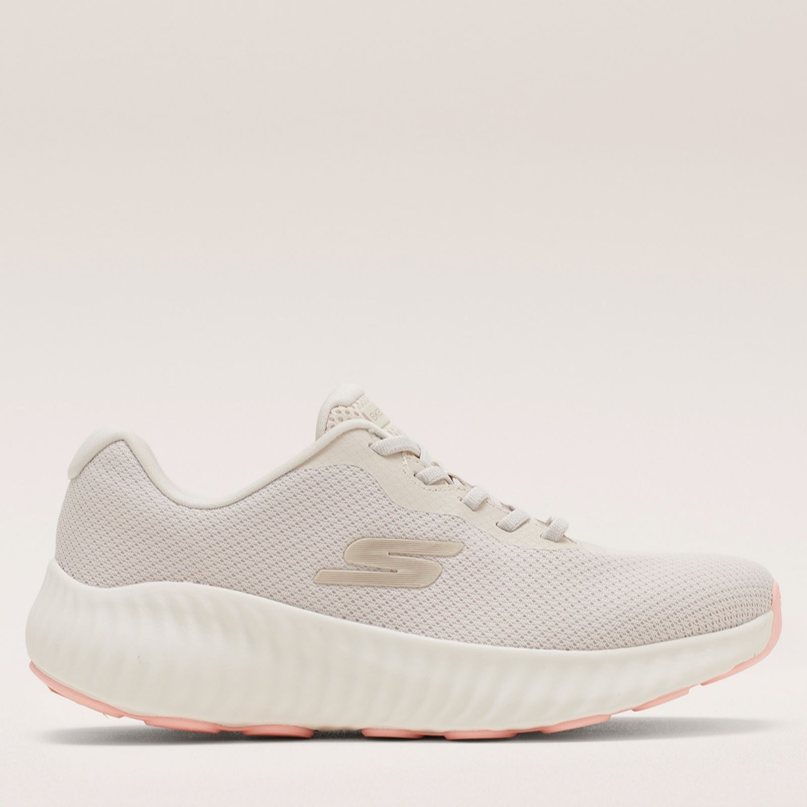 Skechers Black Go Run Now Calumet Trainer