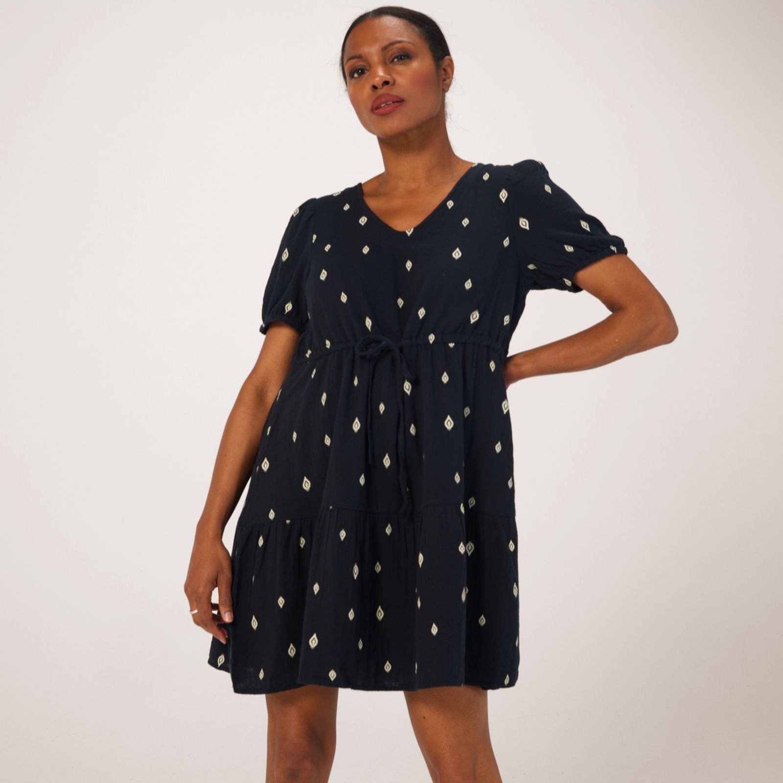 Only Short Sleeve V-Neck Belted Dress