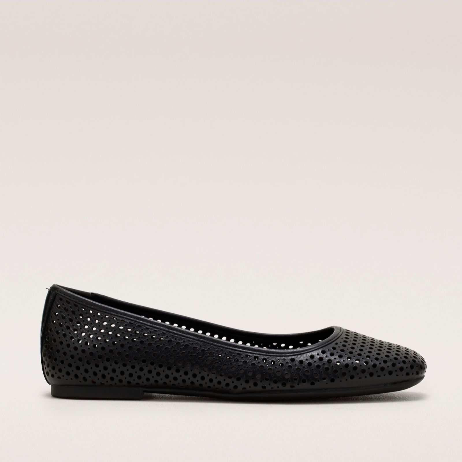 Vionic Black Hyacinth Orinda Perf Ballet Pumps