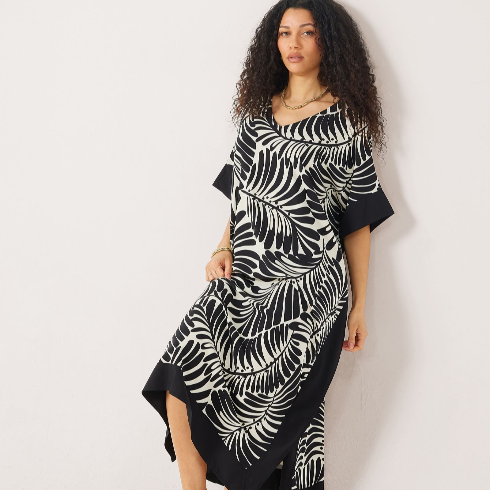 Ruth Langsford Mono Abstract Print Paradiso Printed Kaftan