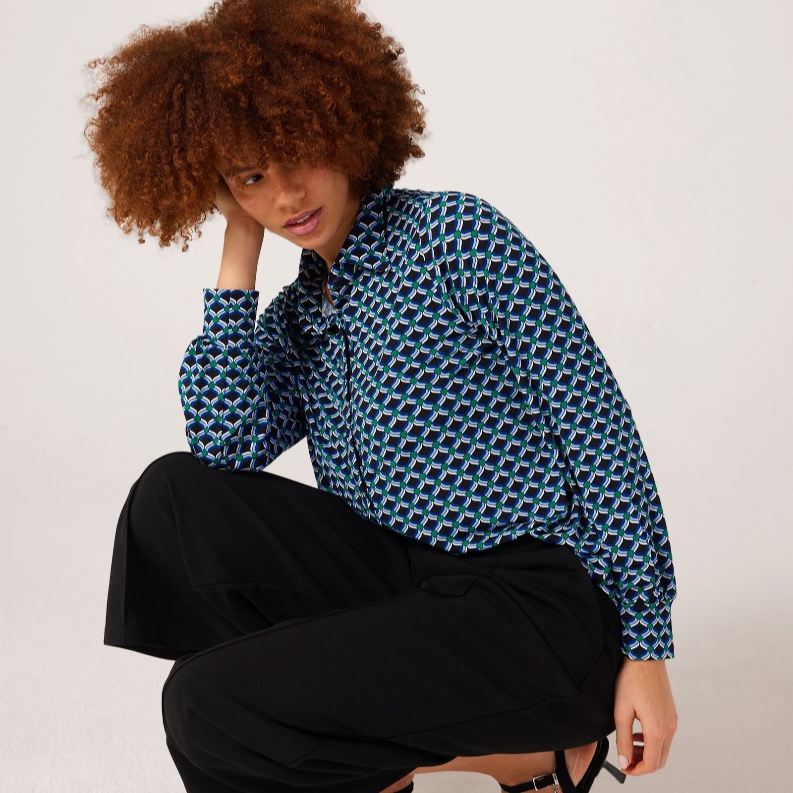Kim & Co Printed Brazil Jersey Long Blouson Sleeve Shirt