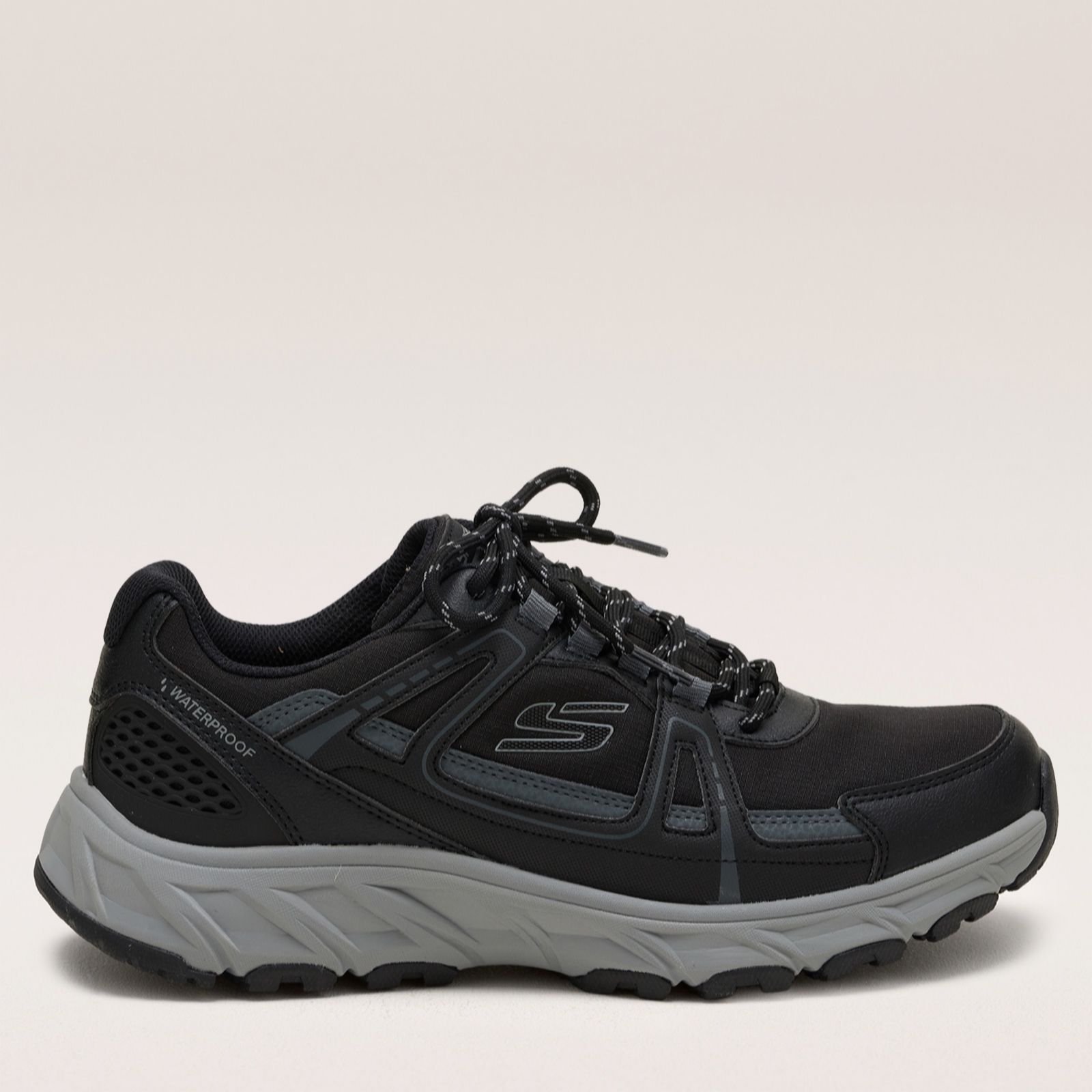 Skechers Men's Hillcrest 2.0 Waterproof Trainer women's