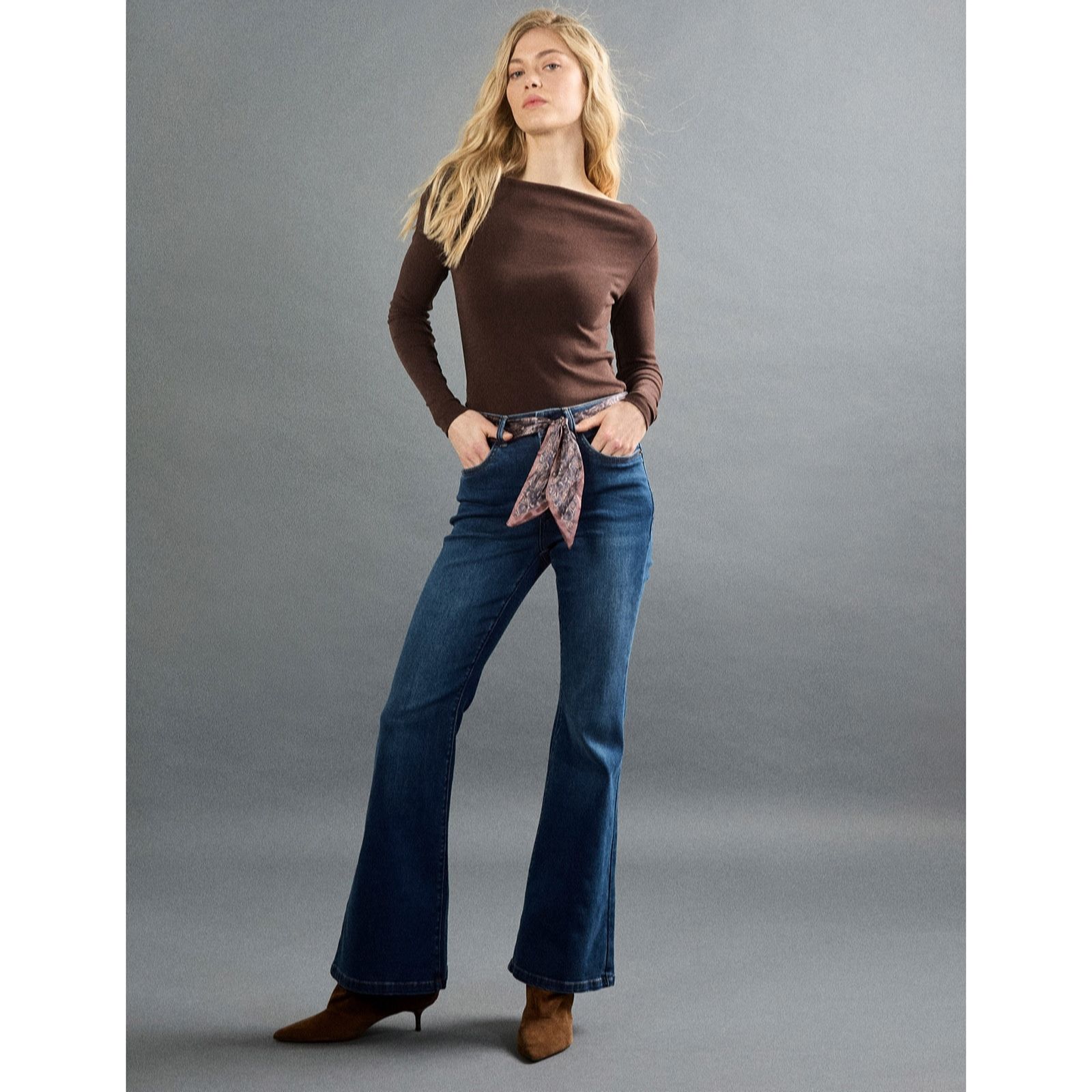 Apricot Women's Lulu Scarf Belt Flare Jeans in Blue | Size: 36