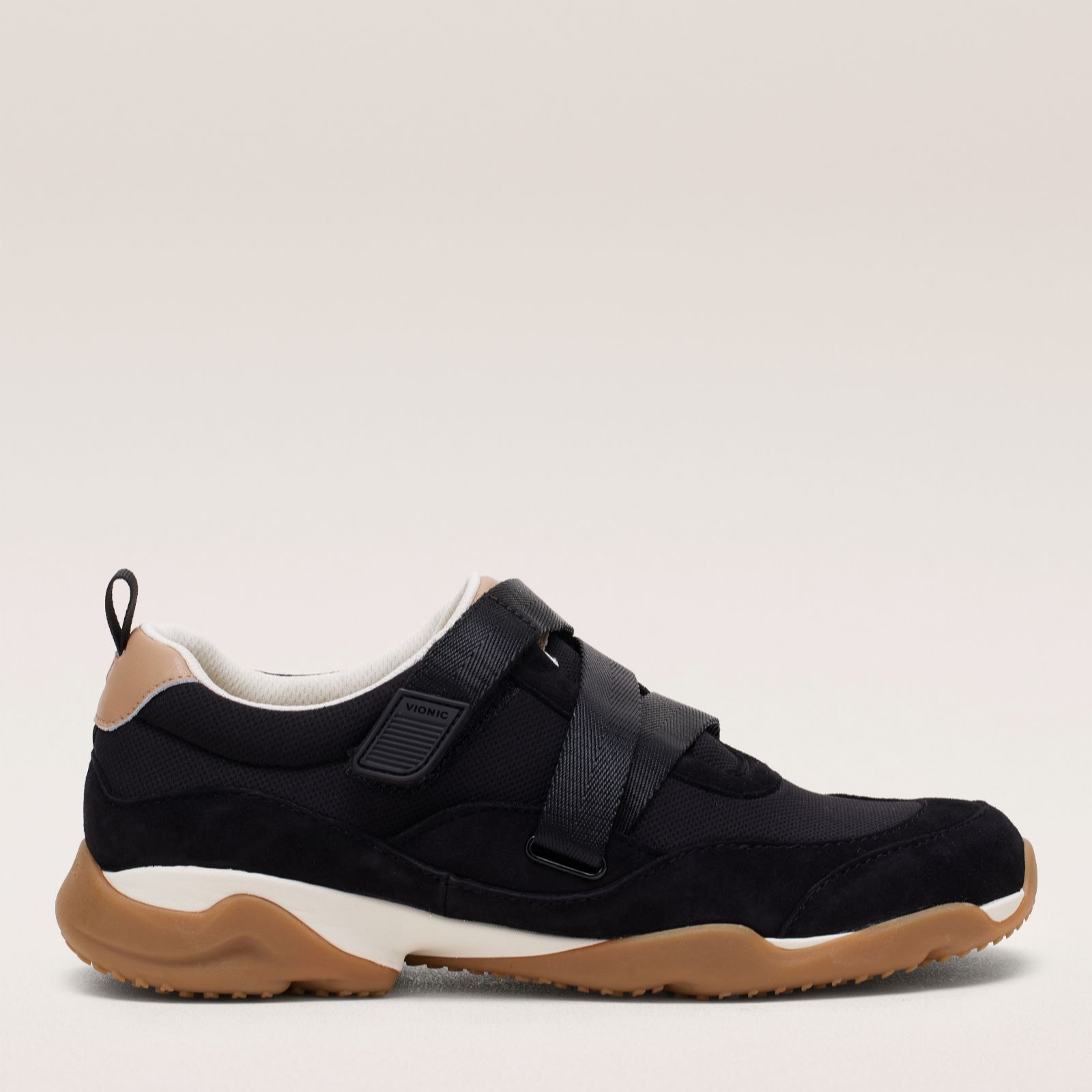 Vionic Black Walk Slim Gia Trainer