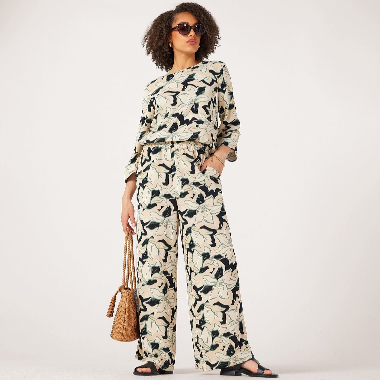 Kim & Co Black,Sand Printed Crinkle Poplin Wide Leg Petite Trousers