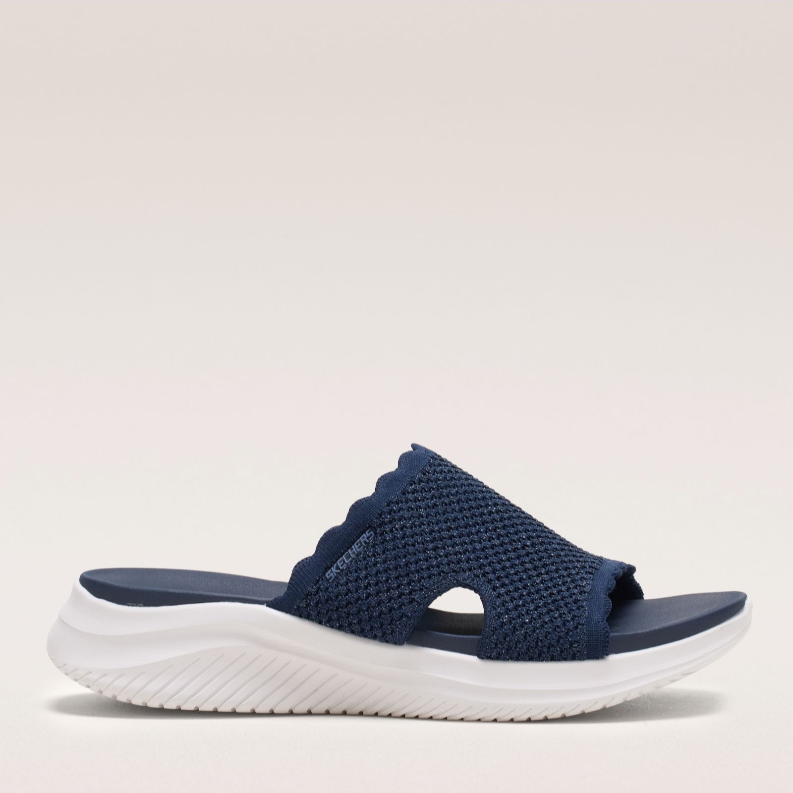 Skechers Black Ultra Flex 3.0 Slide Sandals