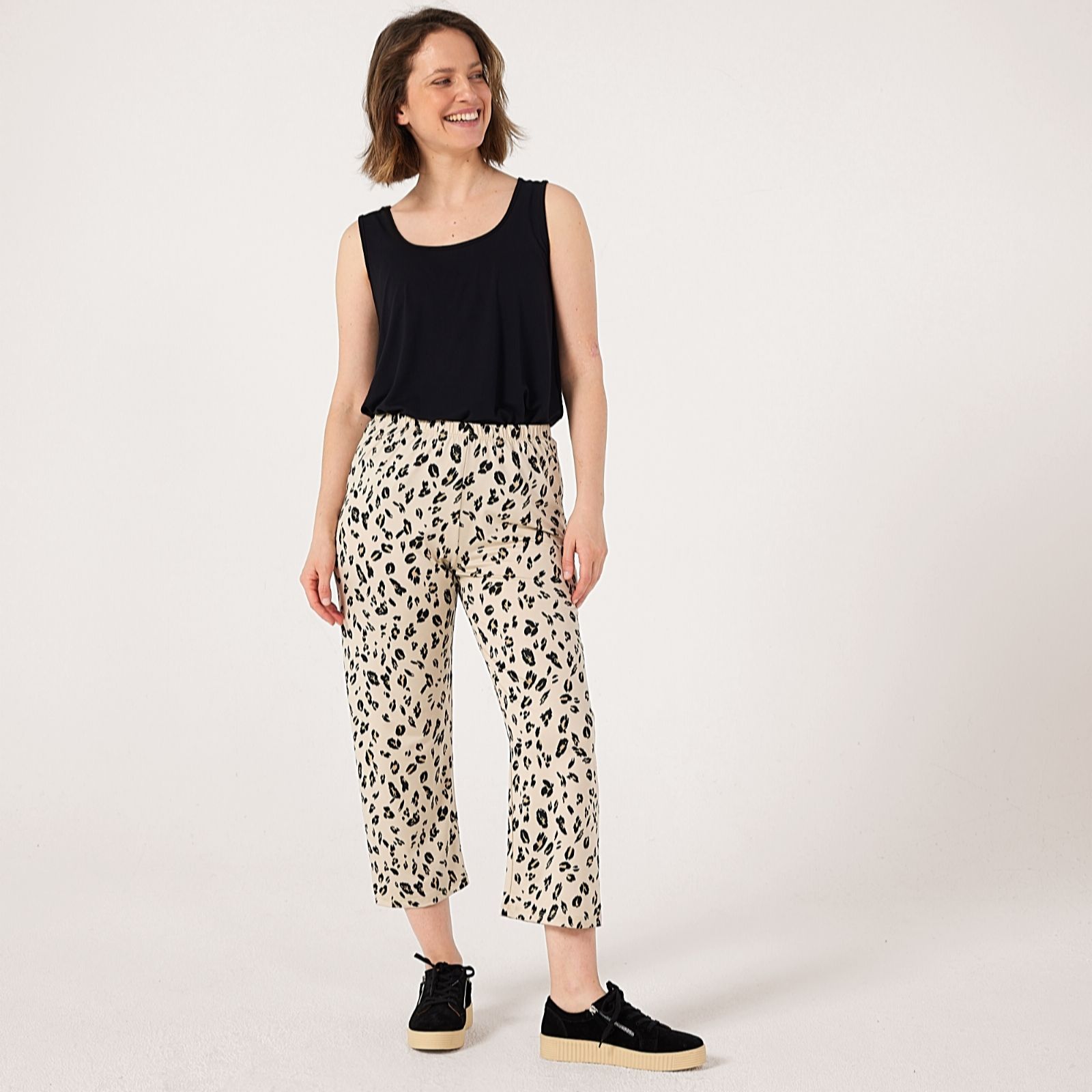 Kim & Co Natural Animal Printed Brazil Jersey Seamfree Cropped Relaxed Standard Tr...