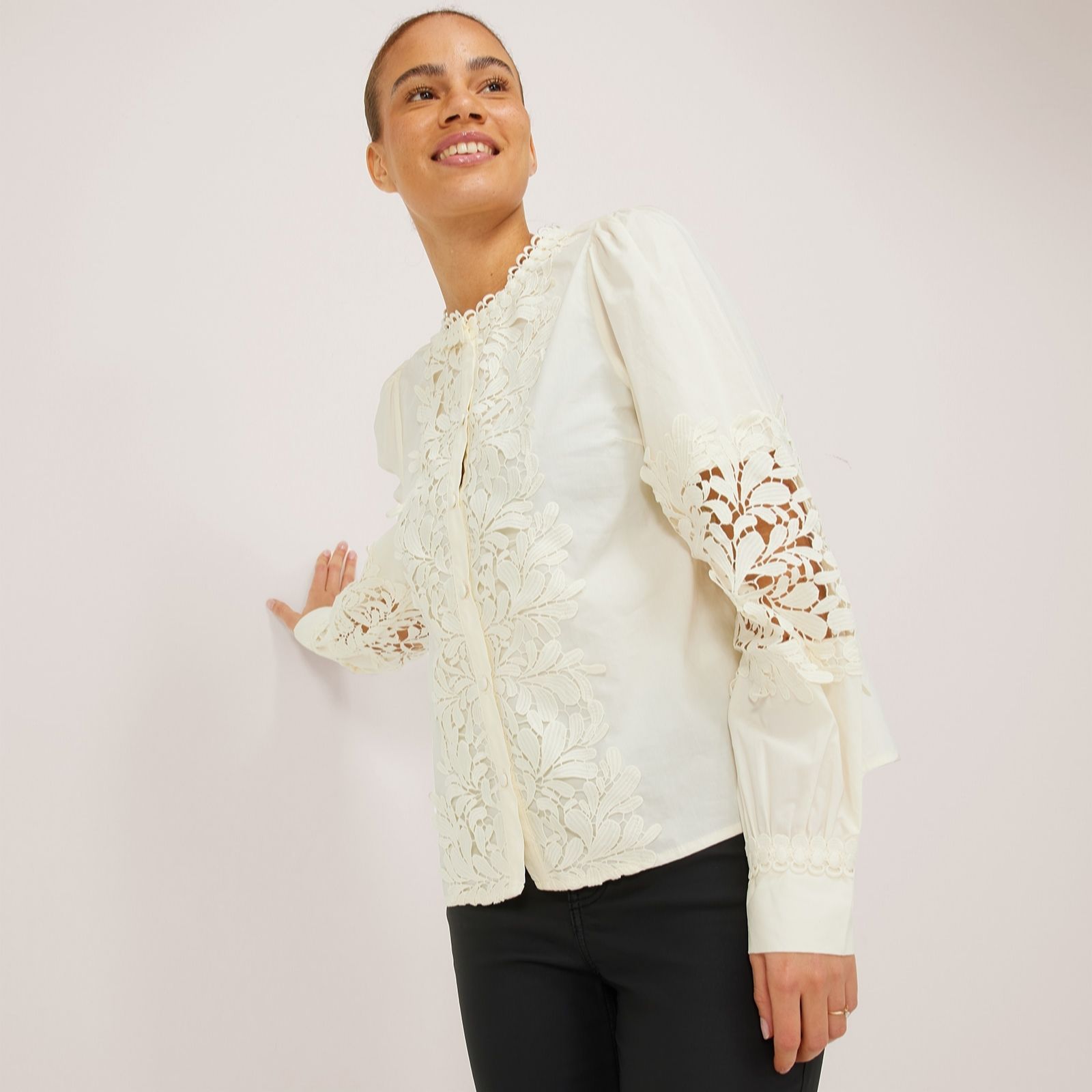 YAS Semira Lace Sleeve Detail Shirt