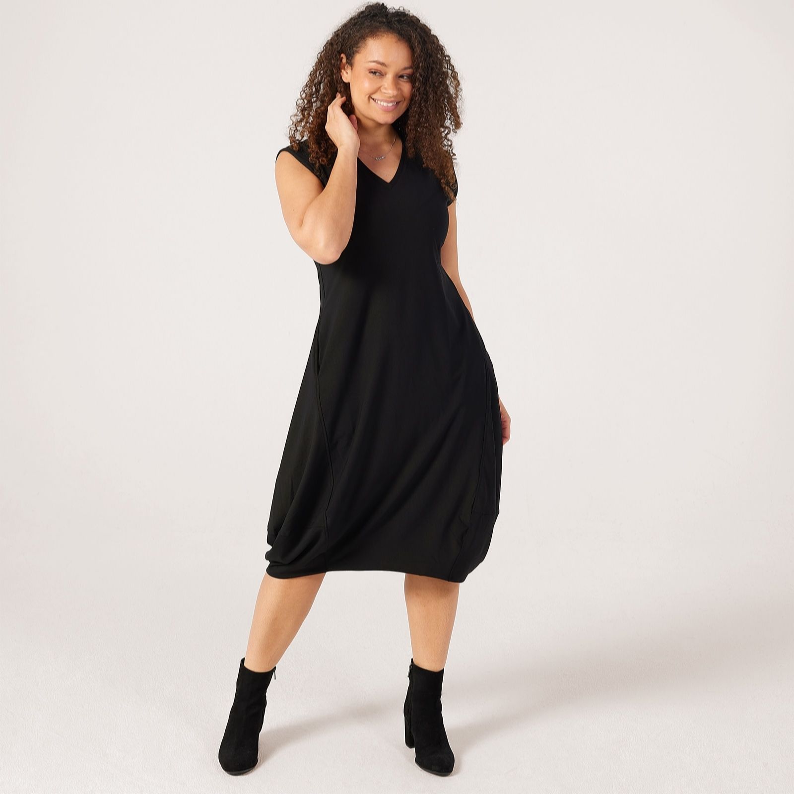 Marlawynne Black Collection Luxe Crepe Balloon Dress
