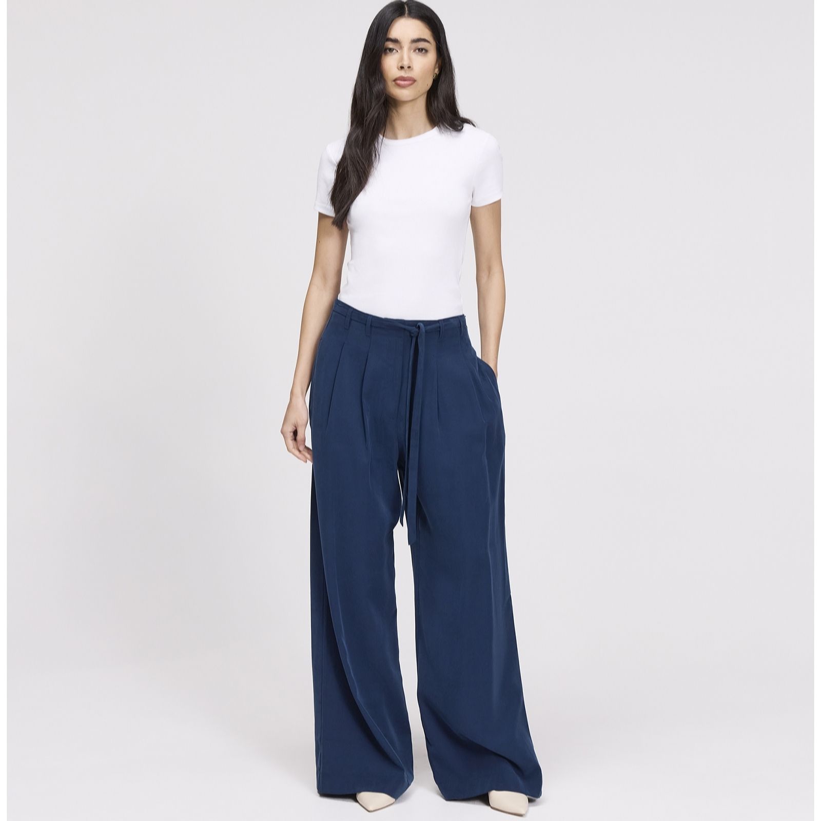 Finery London Venus Cupro Stretch Waist Wide-Leg Trousers Short women's