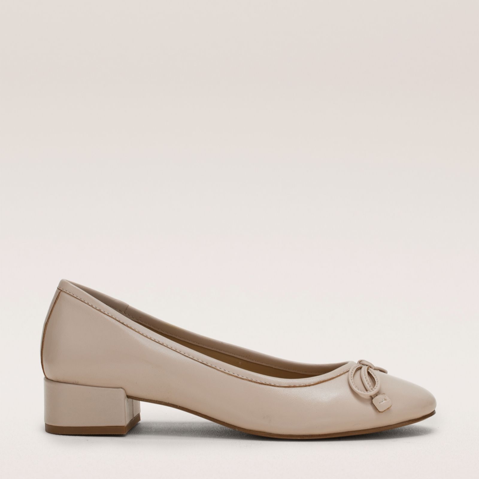 Hush Puppies Silvia Low Heel women's