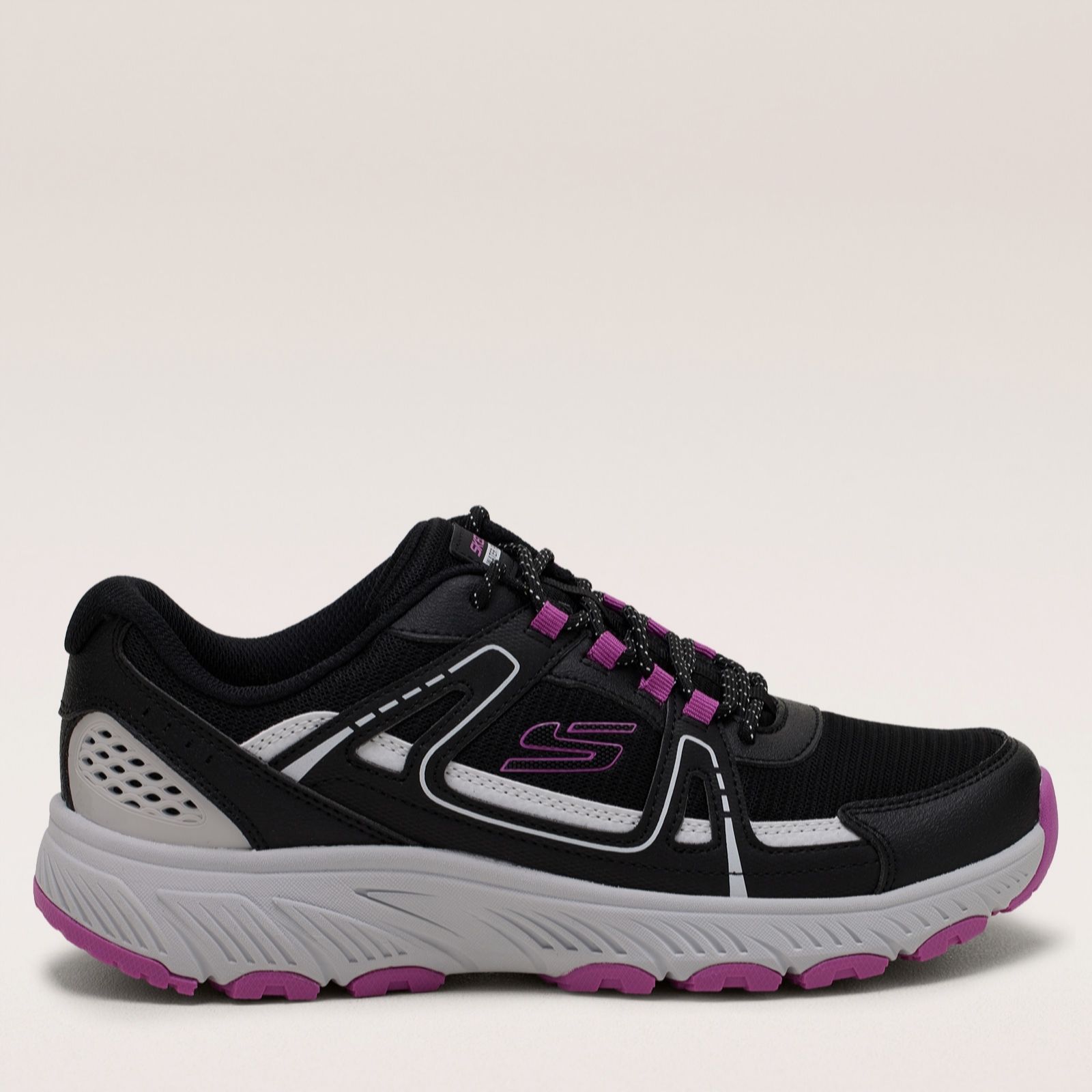 Skechers Women's Black Hillcrest 2.0 Sabbaday Falls Water Repellent Trainers
