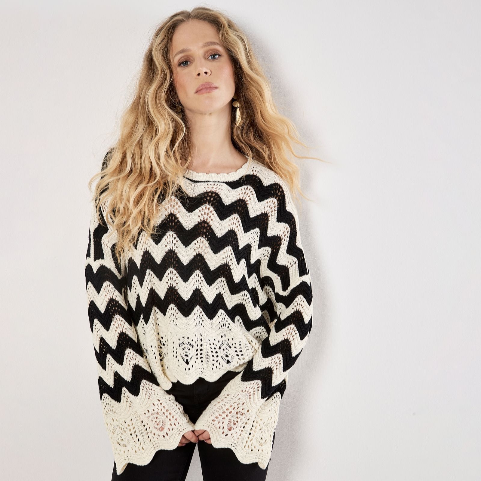 Apricot Chevron Scallop Border Knitted Jumper