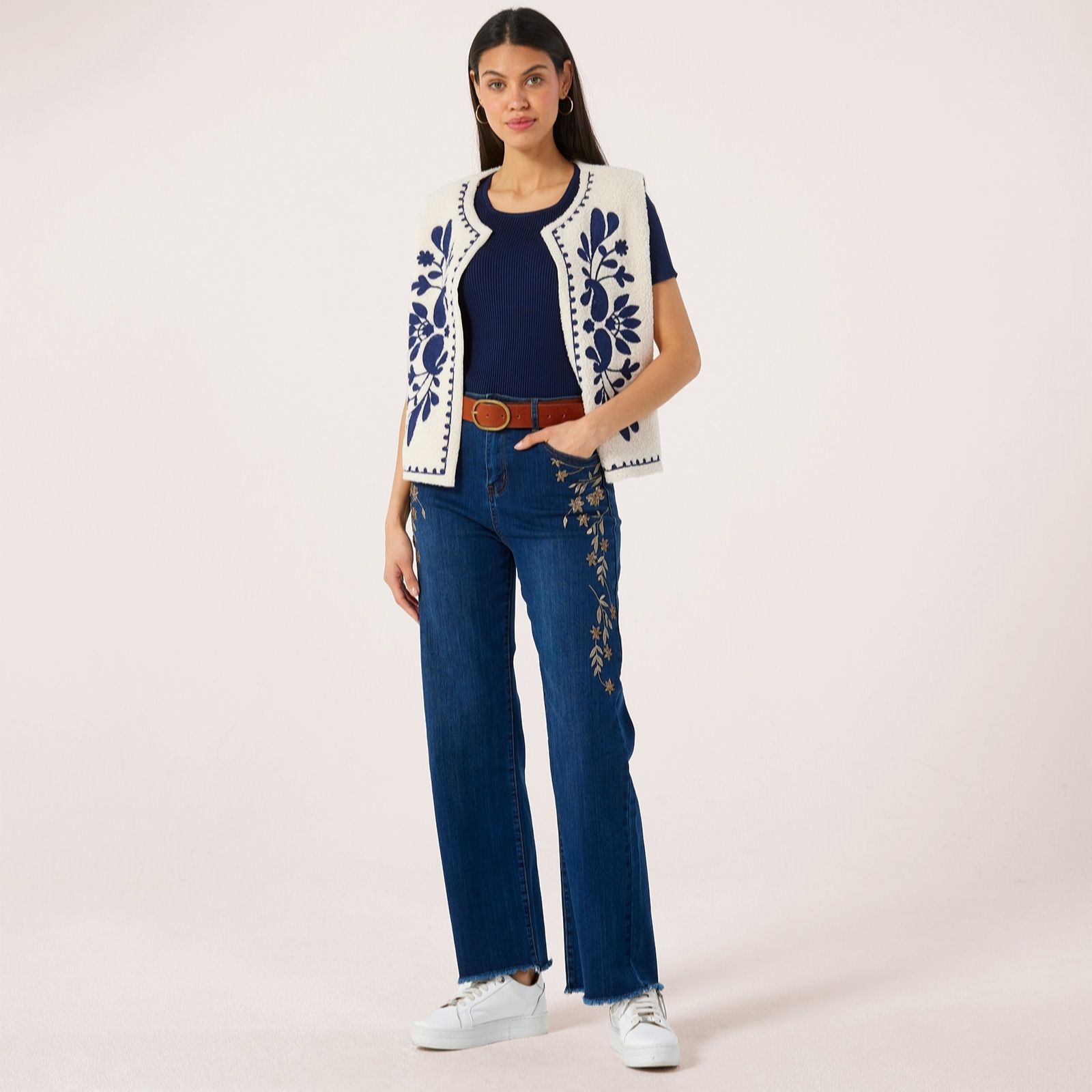 Izabel London Straight Leg Embroidery Detail Jean