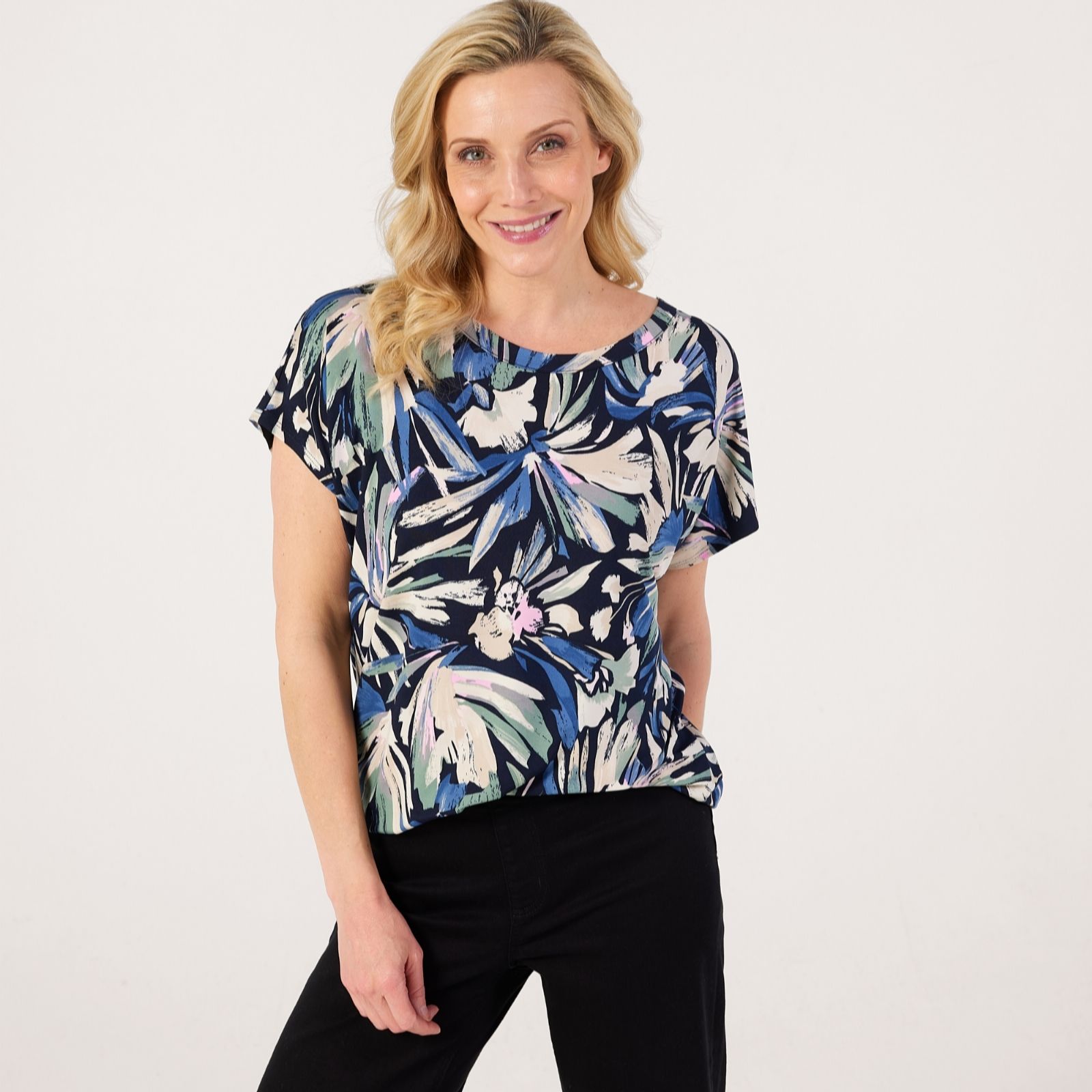 Kim & Co Black,Ecru Printed Brazil Jersey Relaxed Short Dolman Sleeve Tunic