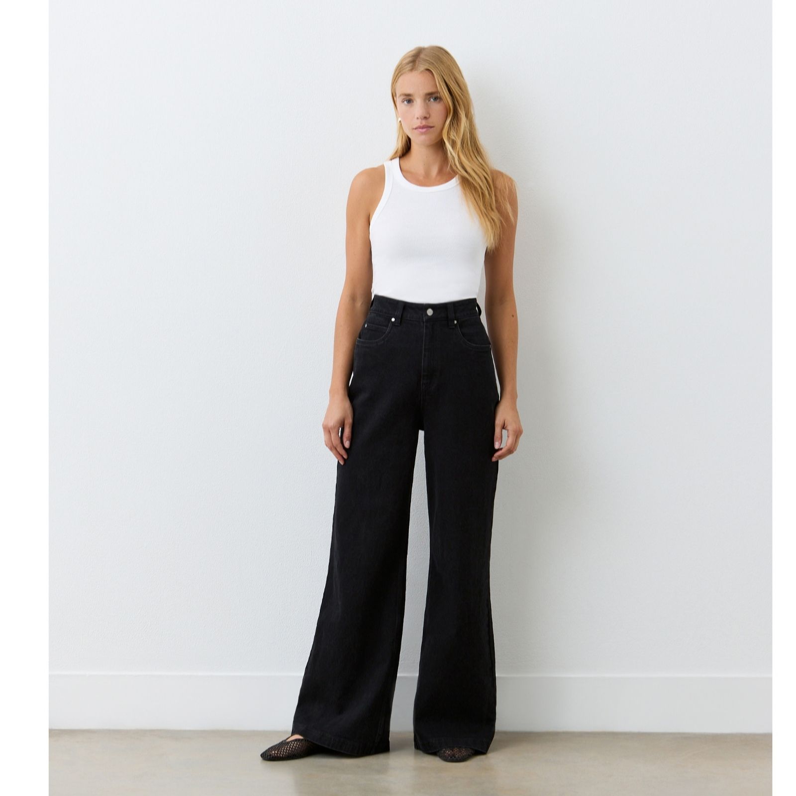 Finery London Monica Stretch Black Denim Jean Short women's