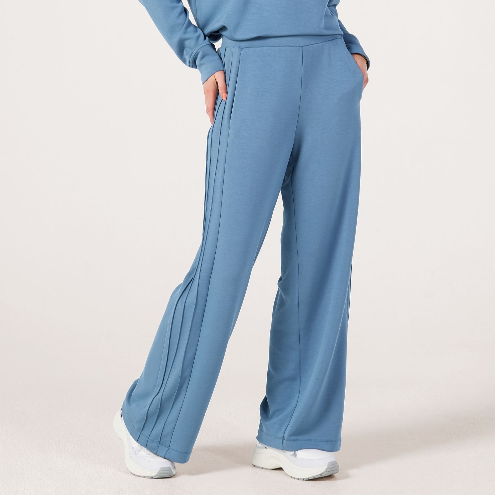 Marlawynne Blue Mirage Layers Cloud Knit Wide-Leg Trousers With Pintucks Standard