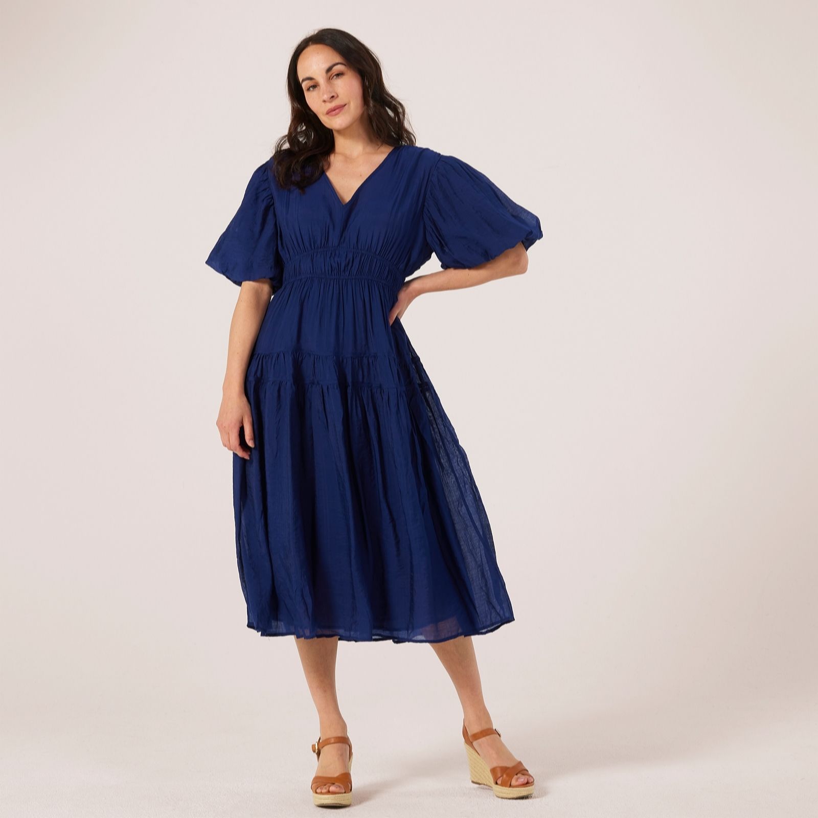 Izabel London Tiered Dress with Fluttered Sleeves