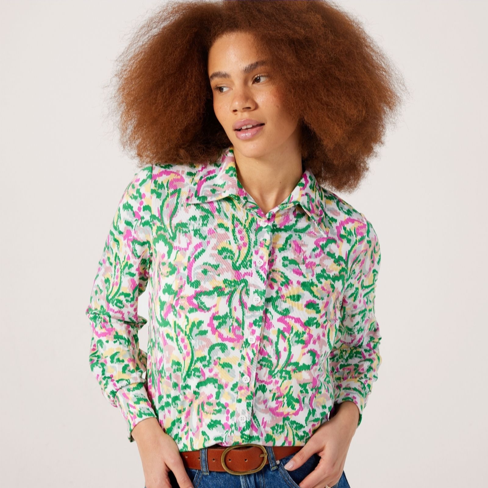 Kim & Co Printed Brazil Jersey Long Sleeve Button Front Shirt women's