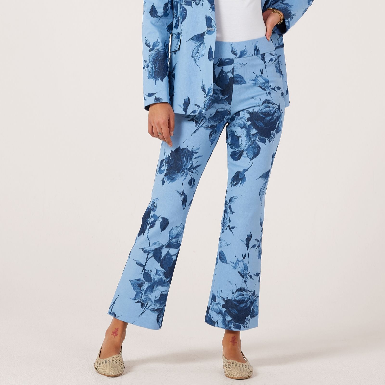 Helene Berman Blue Denim Floral Denim Cropped Trouser With Stretch
