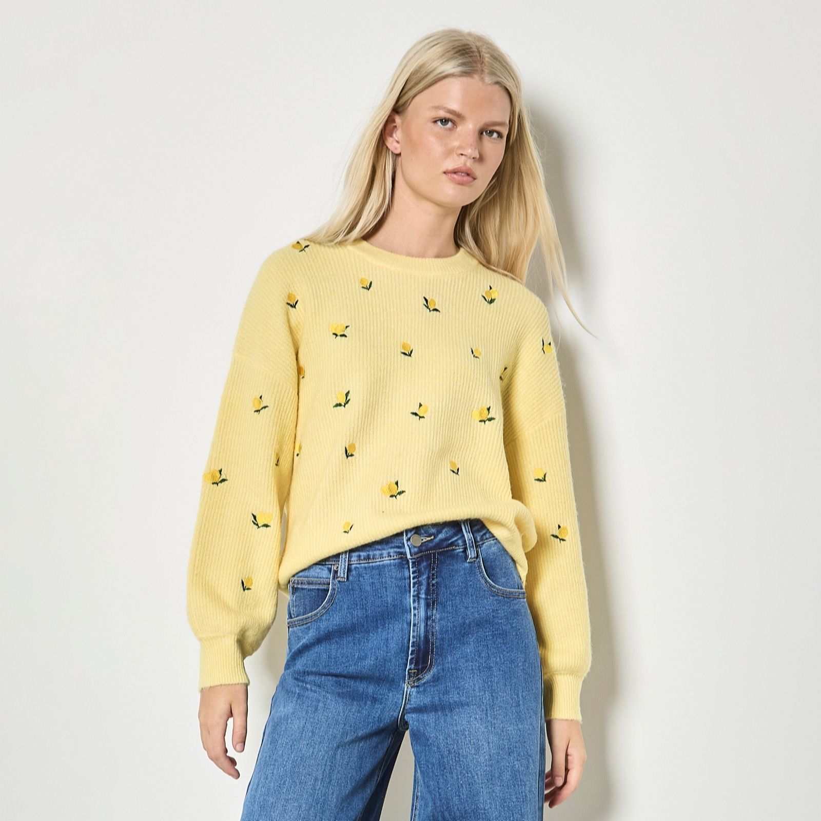 Apricot Women's Cream Embroidered Lemon Jumper