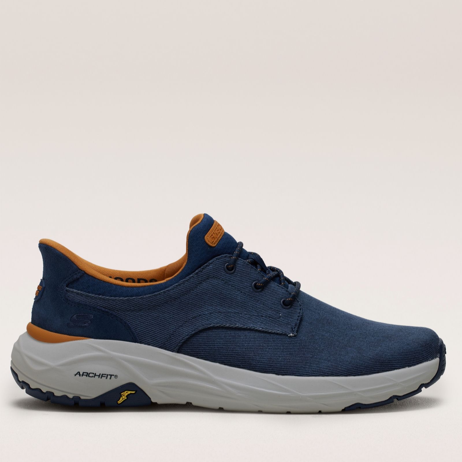Skechers Men's Arch Fit Maverick Wolfe Slip-Ins Trainer