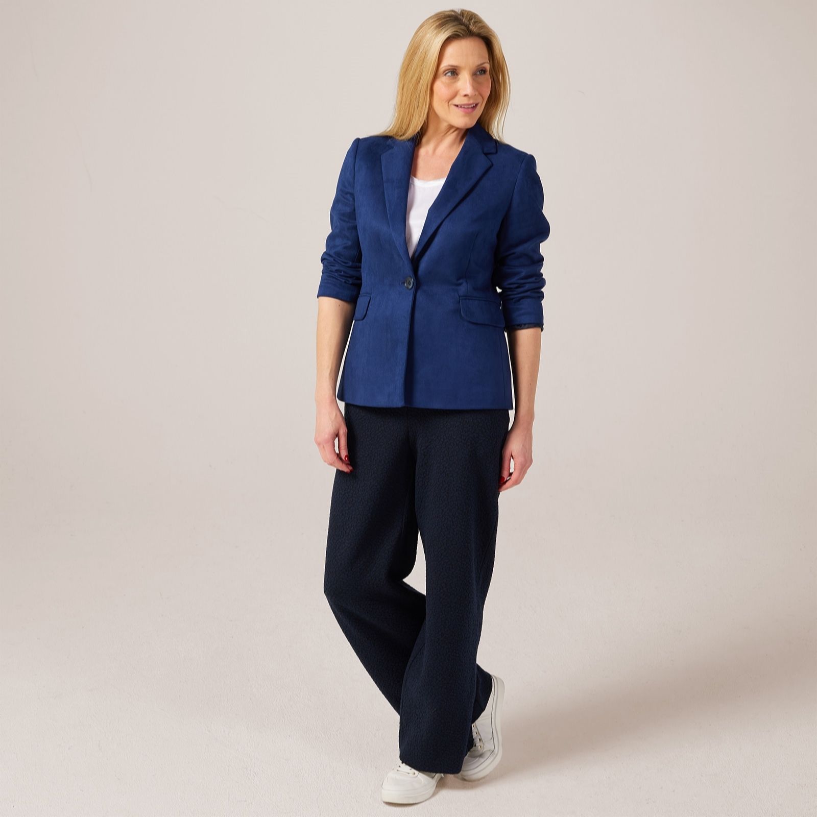 Helene Berman Relaxed Suede Blazer