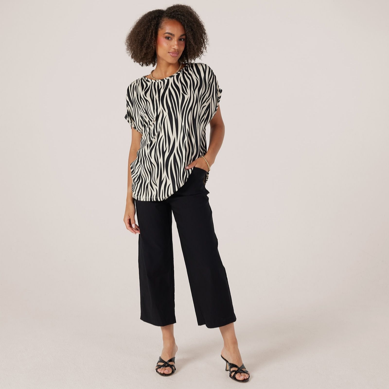 Kim & Co Black,Sand Printed Brazil Jersey Dolman Sleeve Top