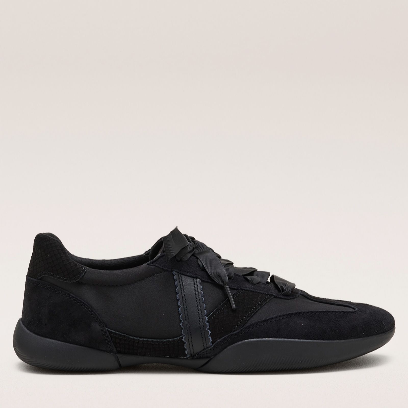 Vionic Arabelle Lace Up Trainer with Arch Support in Black Nylon/Suede