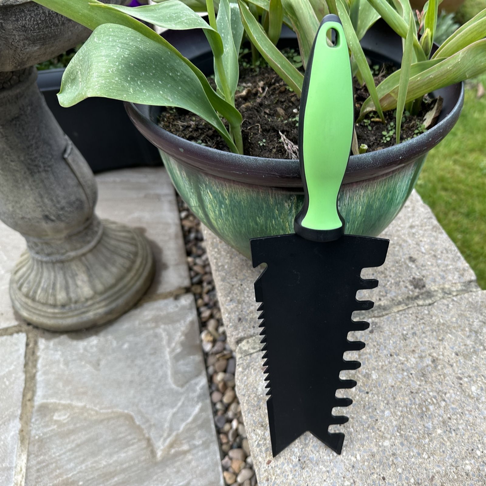 Grumpy Gardener Light Wonder Trowel