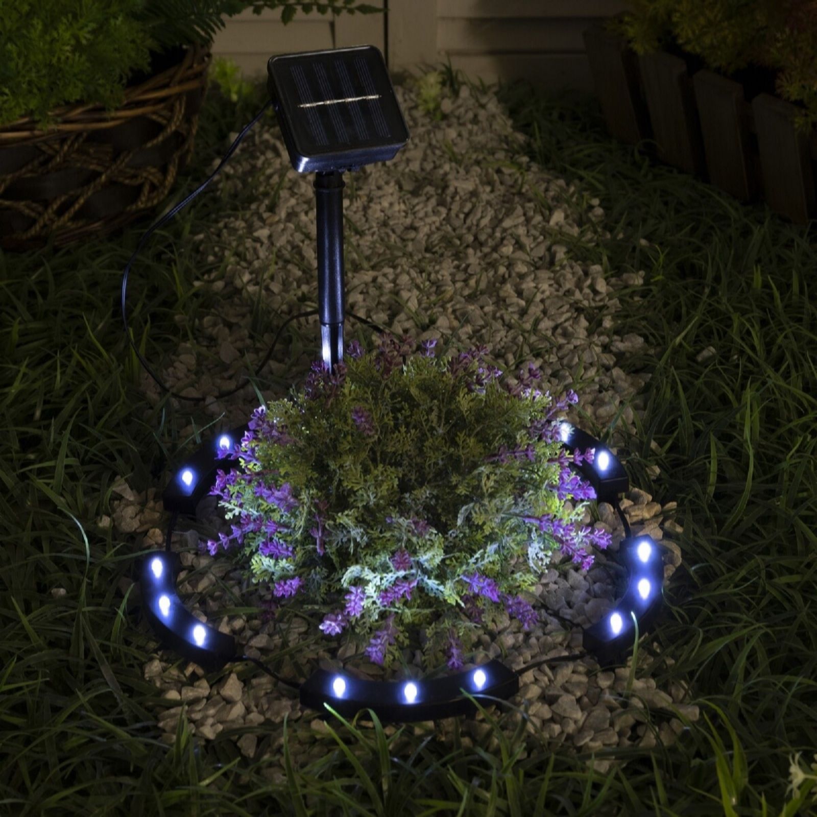 Thompson & Morgan Solar Planter 15 LED Decorative Stake Lights
