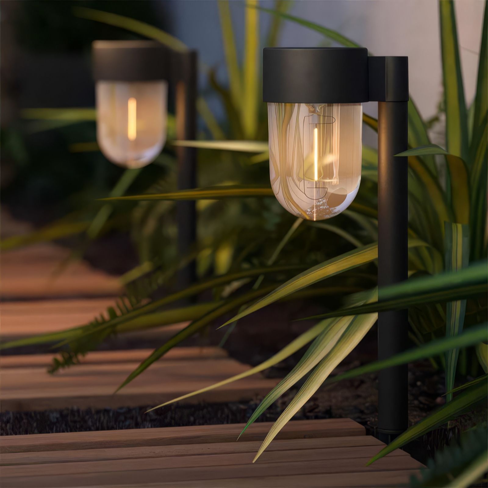 Solar Centre The Hamptons Solar Garden Lights (Set of 2)