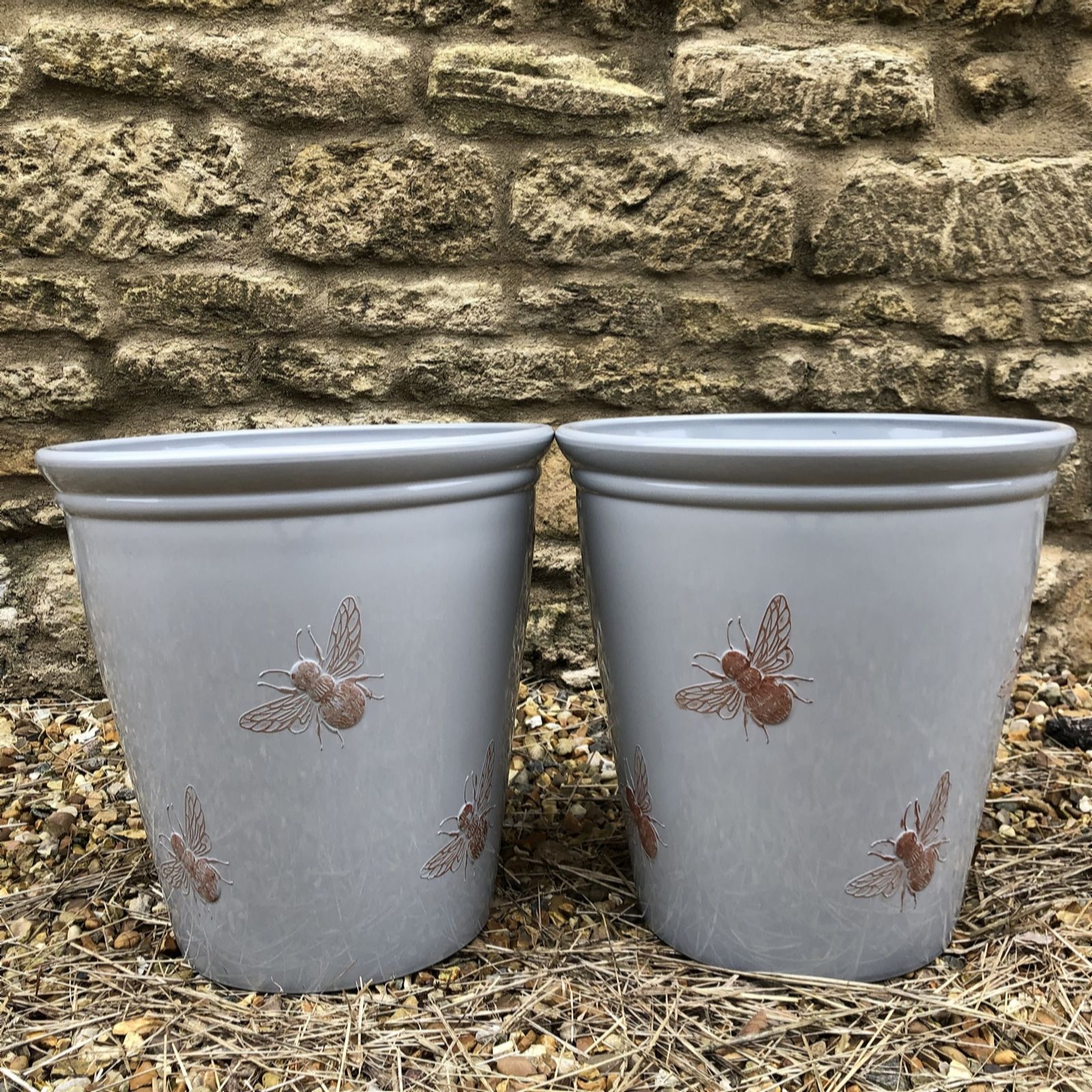 Plants 2 Gardens Grey Plants2garden Set Of 2 40Cm Countryside Bee Planters