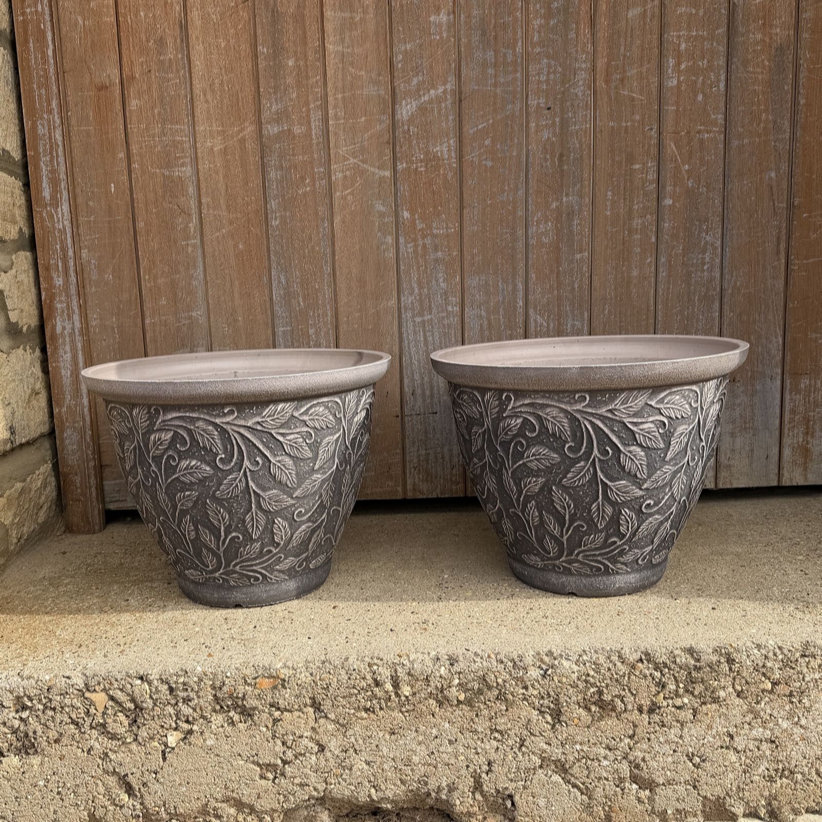 Plants 2 Gardens Plants2garden Set Of 2 41Cm Large Addington Bell Planter