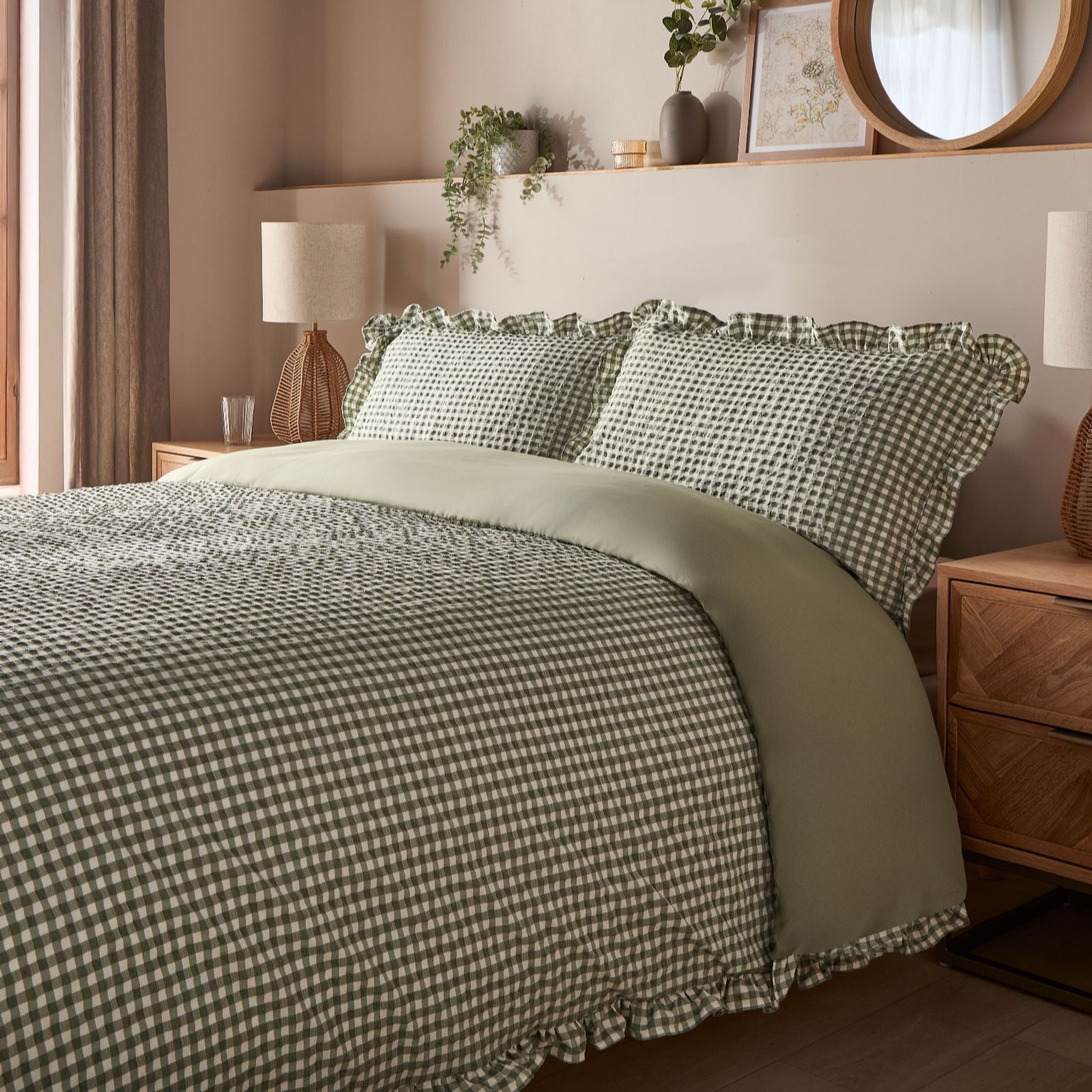 Silentnight Supersoft Duvet Set, Gingham Ruffle - Sage