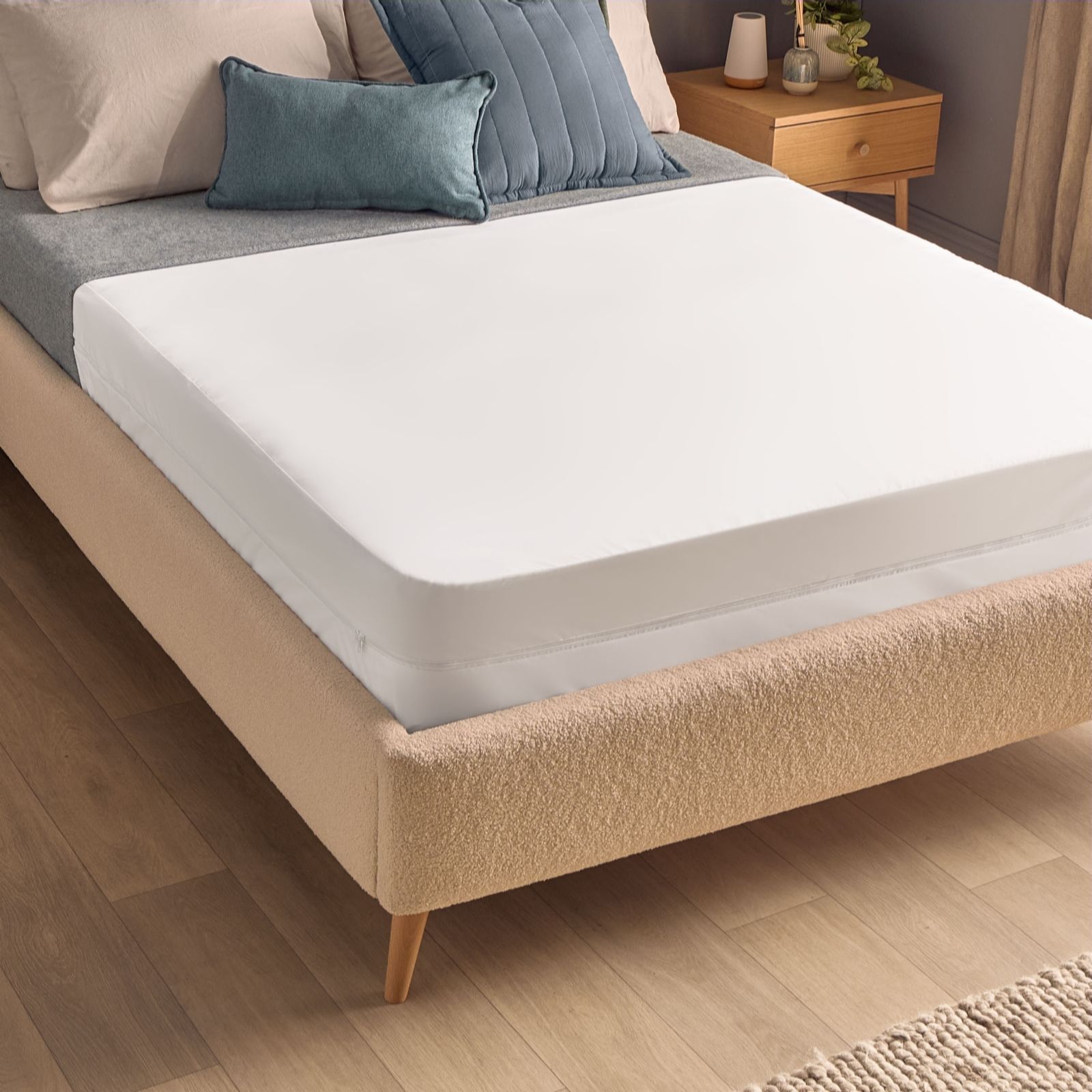 Silentnight Complete Encasement Mattress Protector