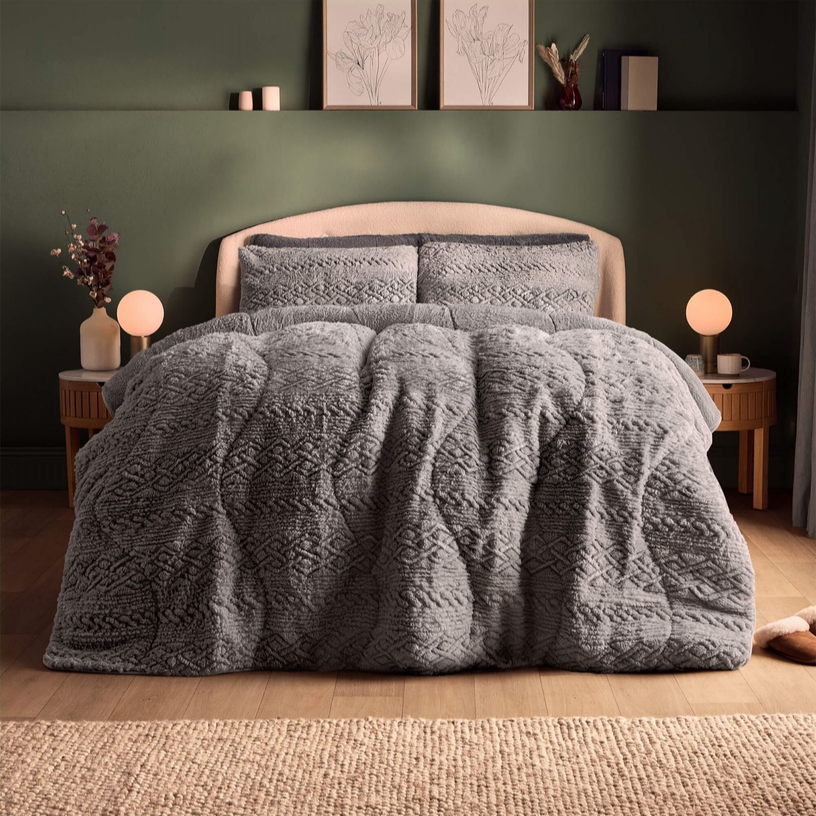 Silentnight Grey Coverless Teddy Fleece Duvet And Pillowcase Set