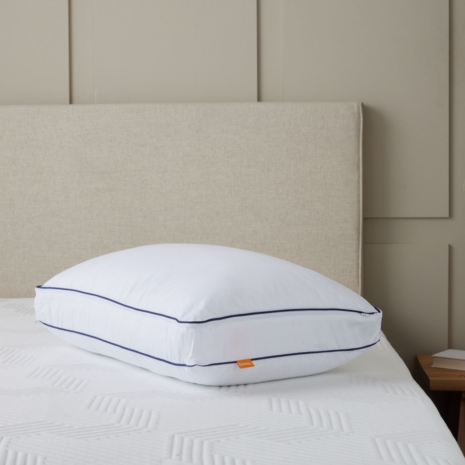 Emma Original Hybrid Pillow