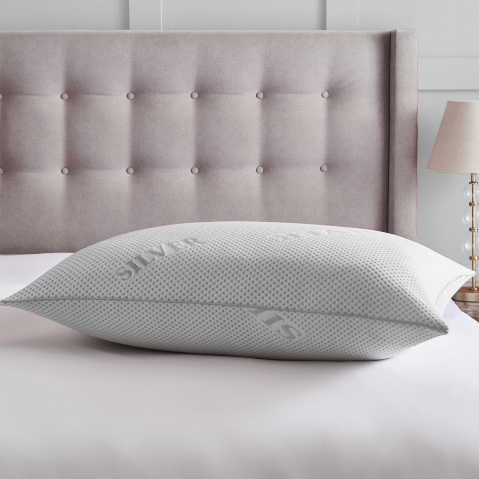 Silentnight Wellbeing Silver Anti Allergy Pillow - One Size / White