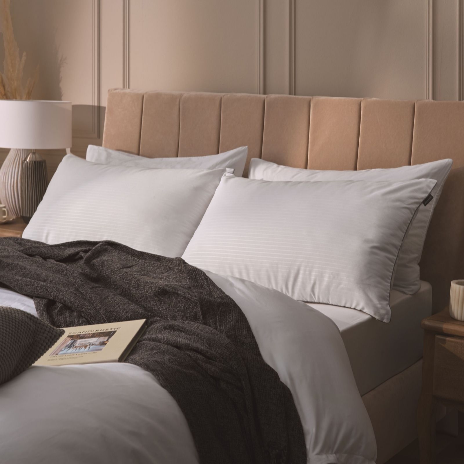 Sleepeezee Hotel Luxe Pillow Pair - One Size / White