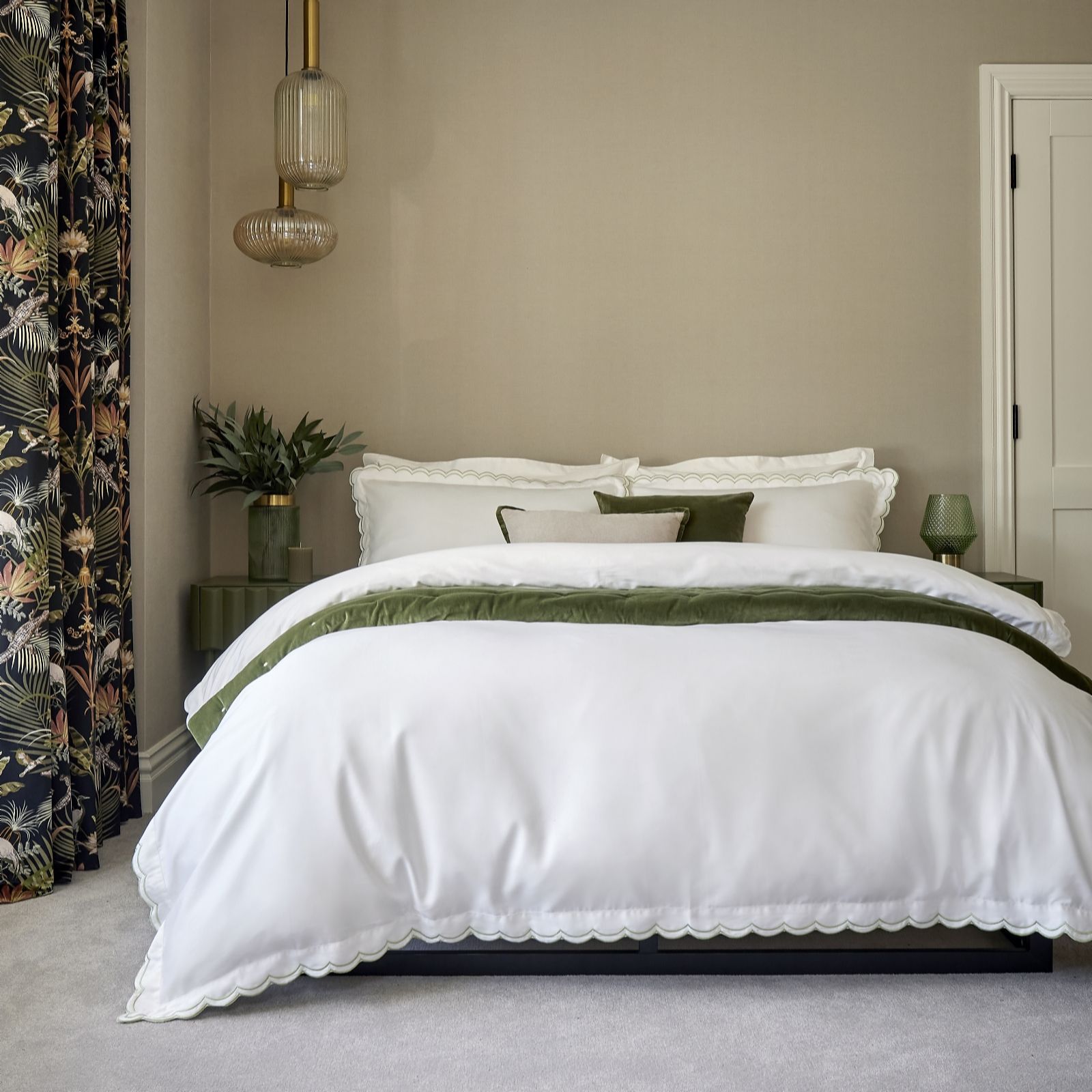 CHRISTY Scallop Edge Cotton Sateen Duvet Sets in Green | Size: Super King - Image 7